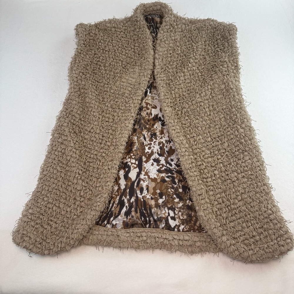 SNO SKINS Tan Eyelash Sweater Vest Size Small EUC